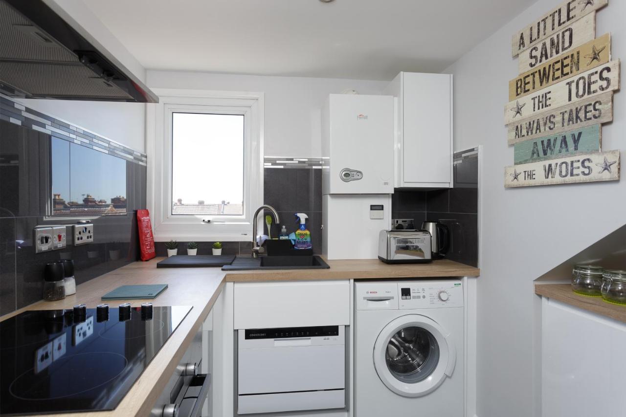 Stopover At Orchard Loft, Cosy And Convenient Portsmouth Extérieur photo